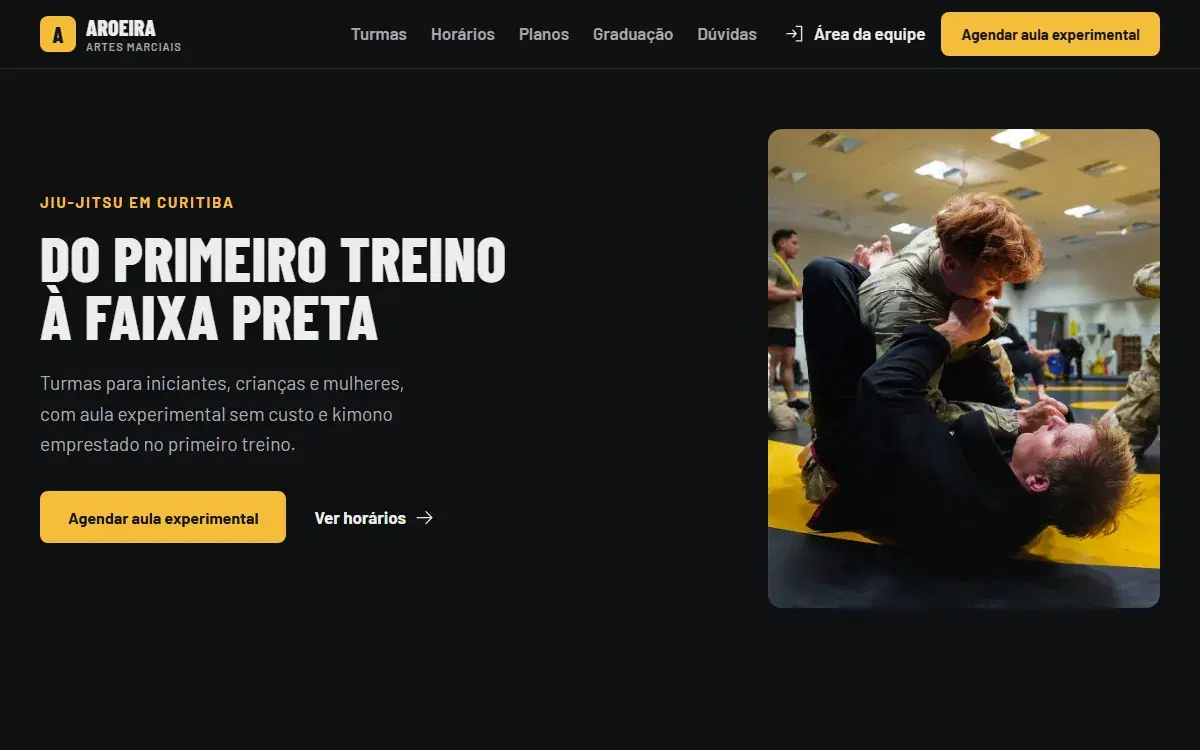 Primeira dobra do site para academia