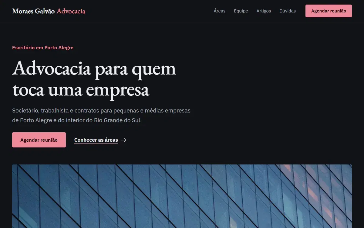 Primeira dobra do site para advocacia